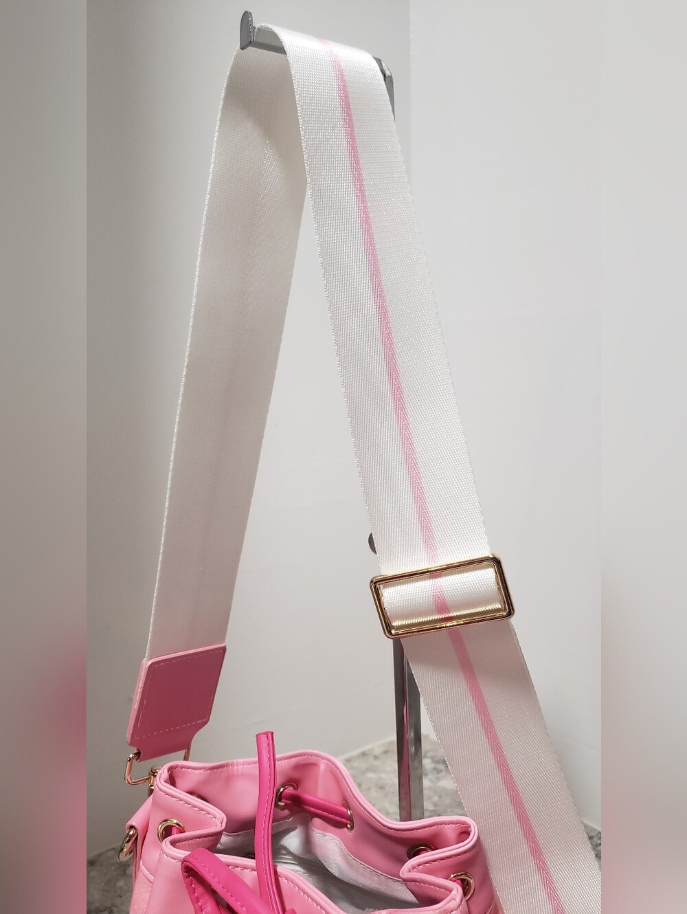Sailor Moon Pink Checkered Bucket Crossbody Bag NWT - Picture 4 of 13